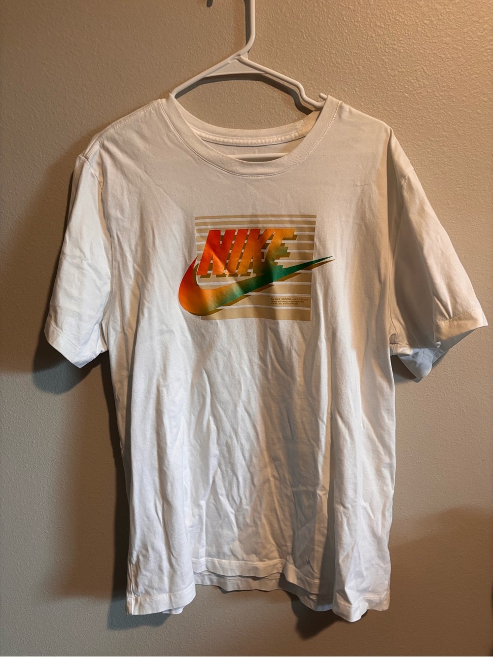 Nike White Men's Graphic Logo T-Shirt XL - Picture 1 of 3